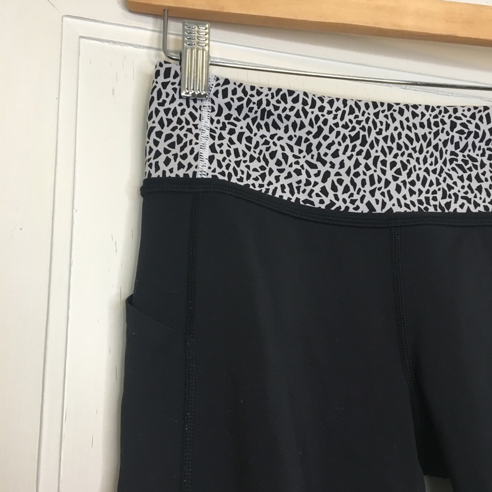 Lululemon Pace Rival Crops - Picture 5 of 9